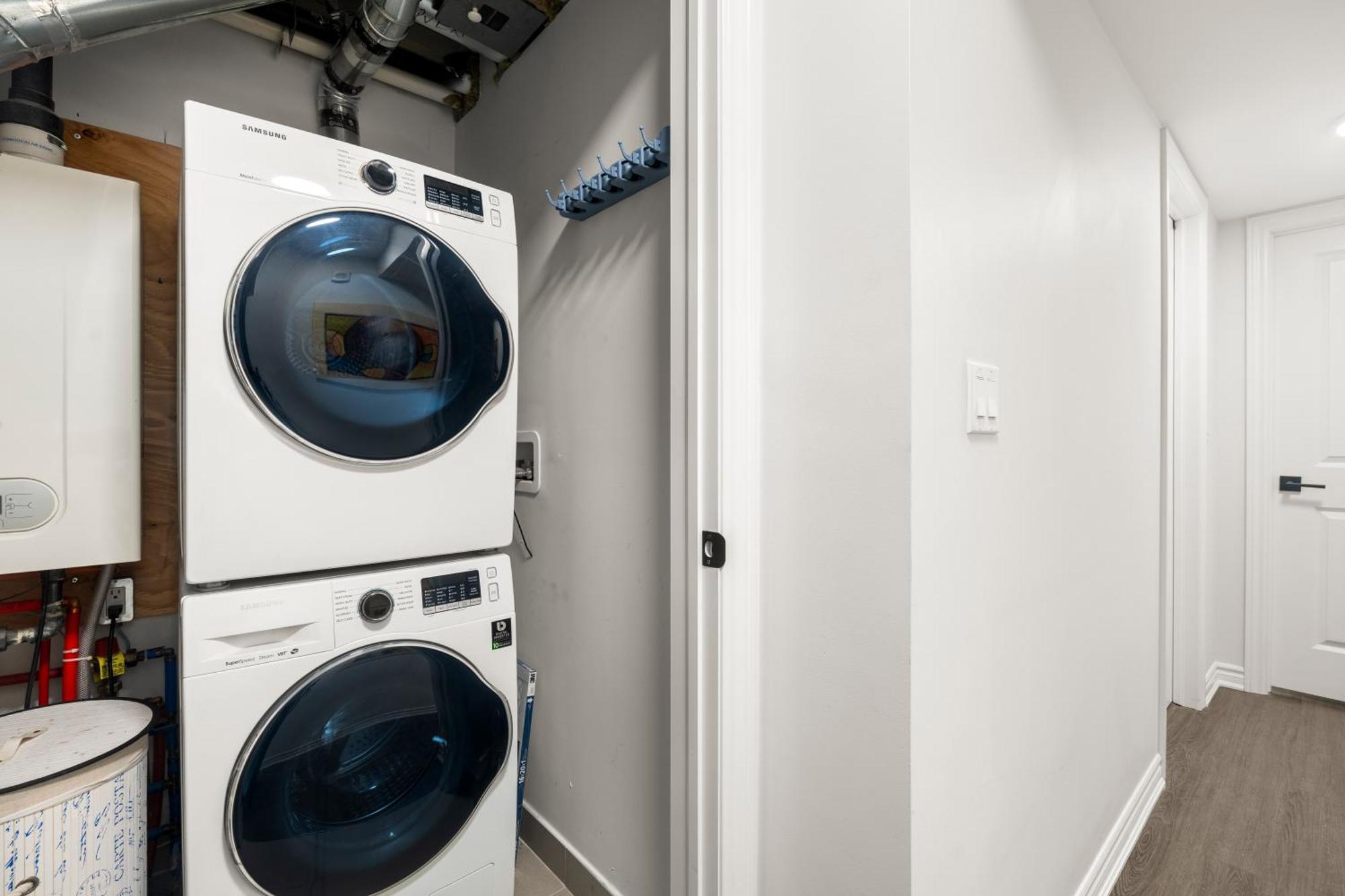 טורונטו Globalstay Luxury Townhouse Minutes Away From Waterfront מראה חיצוני תמונה