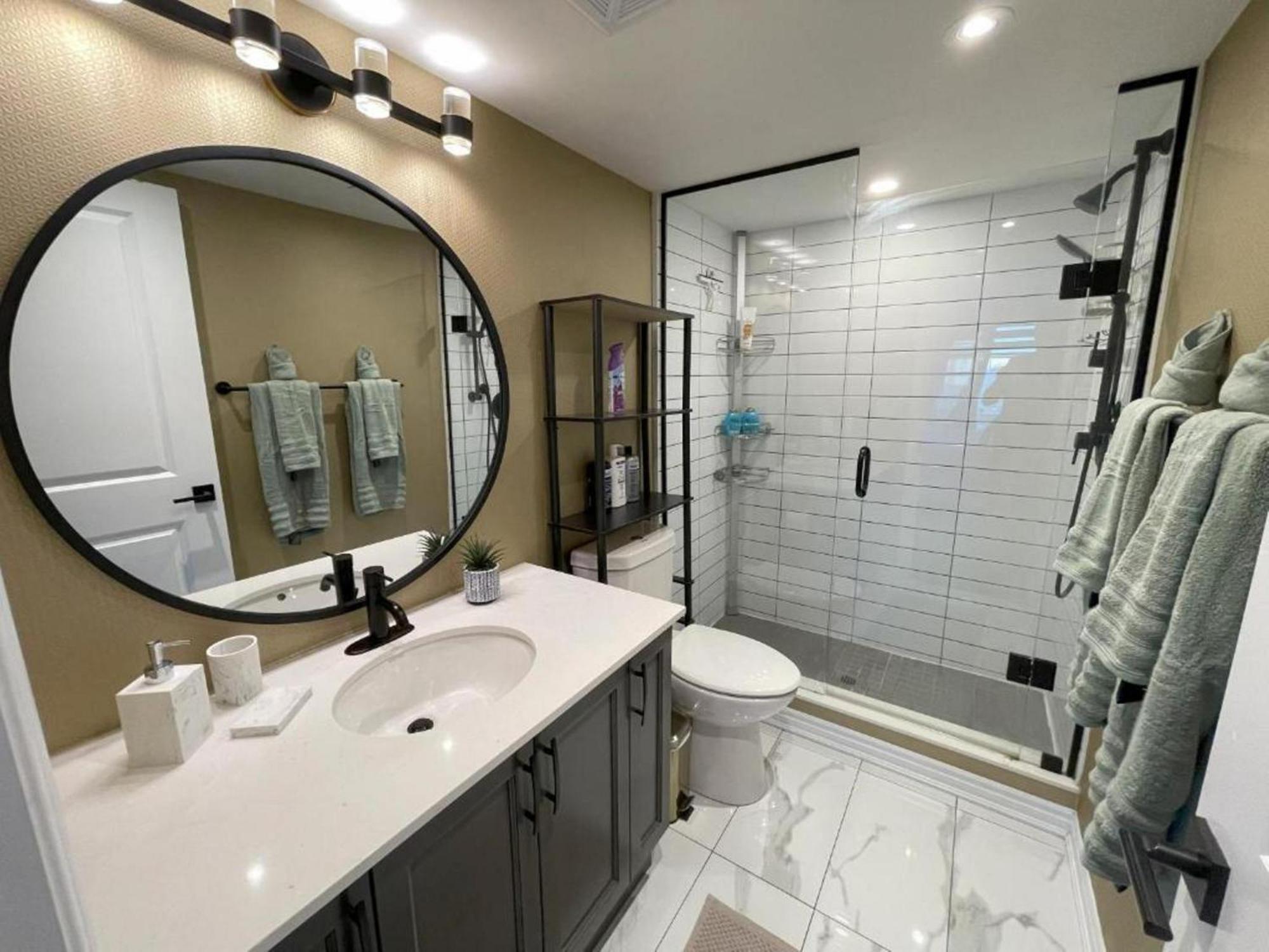 טורונטו Globalstay Luxury Townhouse Minutes Away From Waterfront מראה חיצוני תמונה