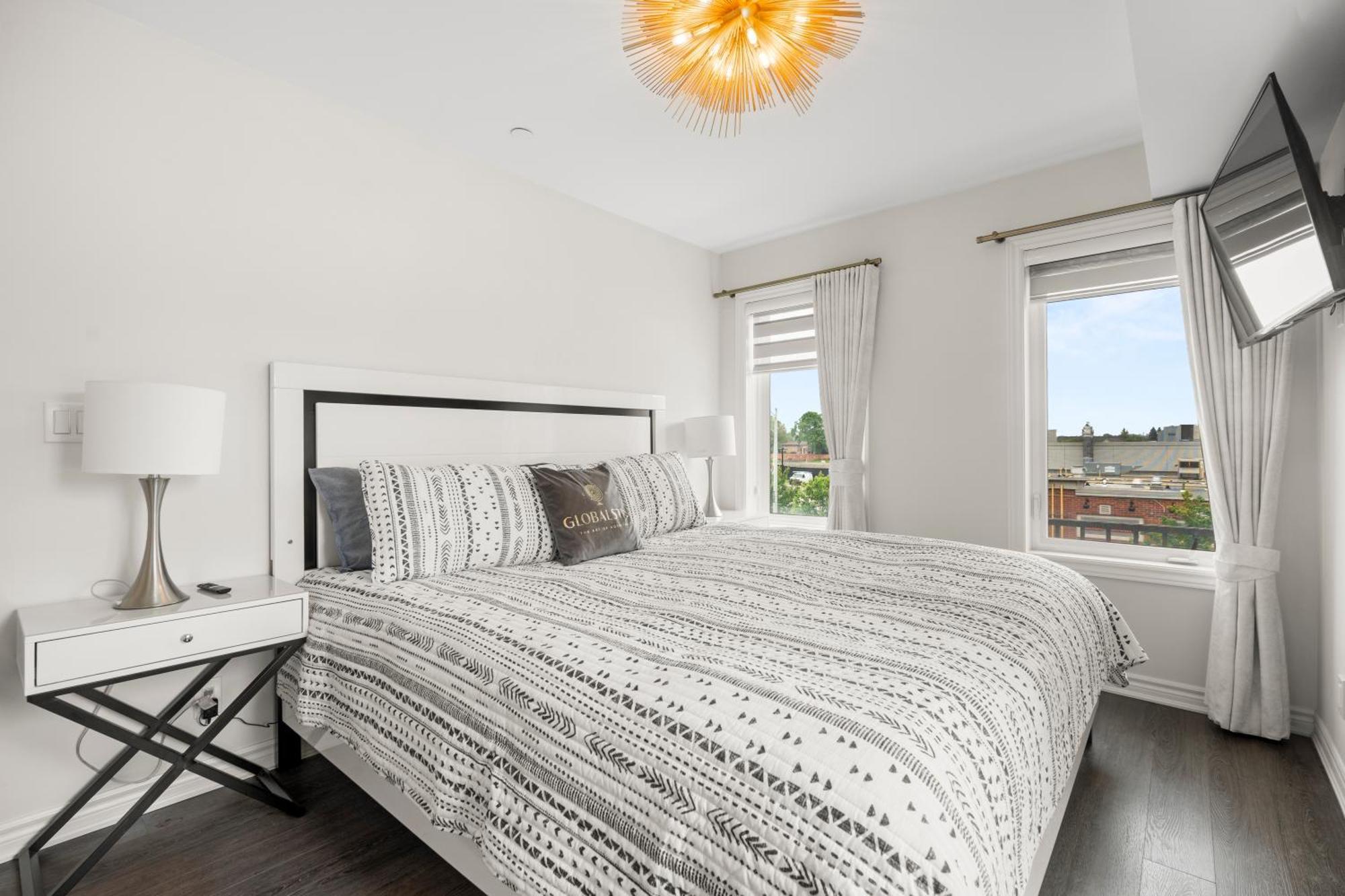טורונטו Globalstay Luxury Townhouse Minutes Away From Waterfront מראה חיצוני תמונה