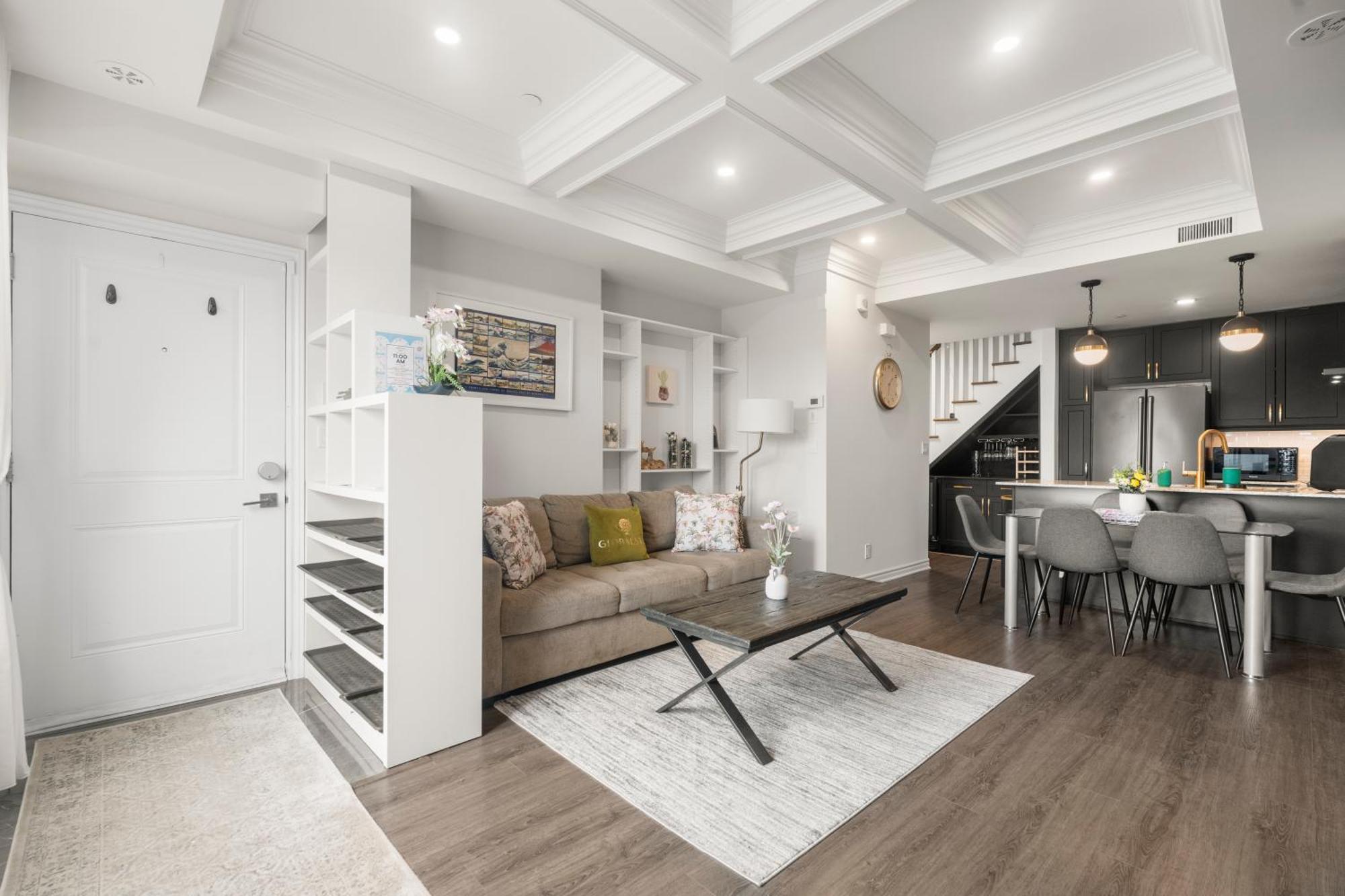 טורונטו Globalstay Luxury Townhouse Minutes Away From Waterfront מראה חיצוני תמונה